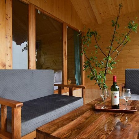 Tree House Latos Tandi Hotel Jibhi Exterior foto