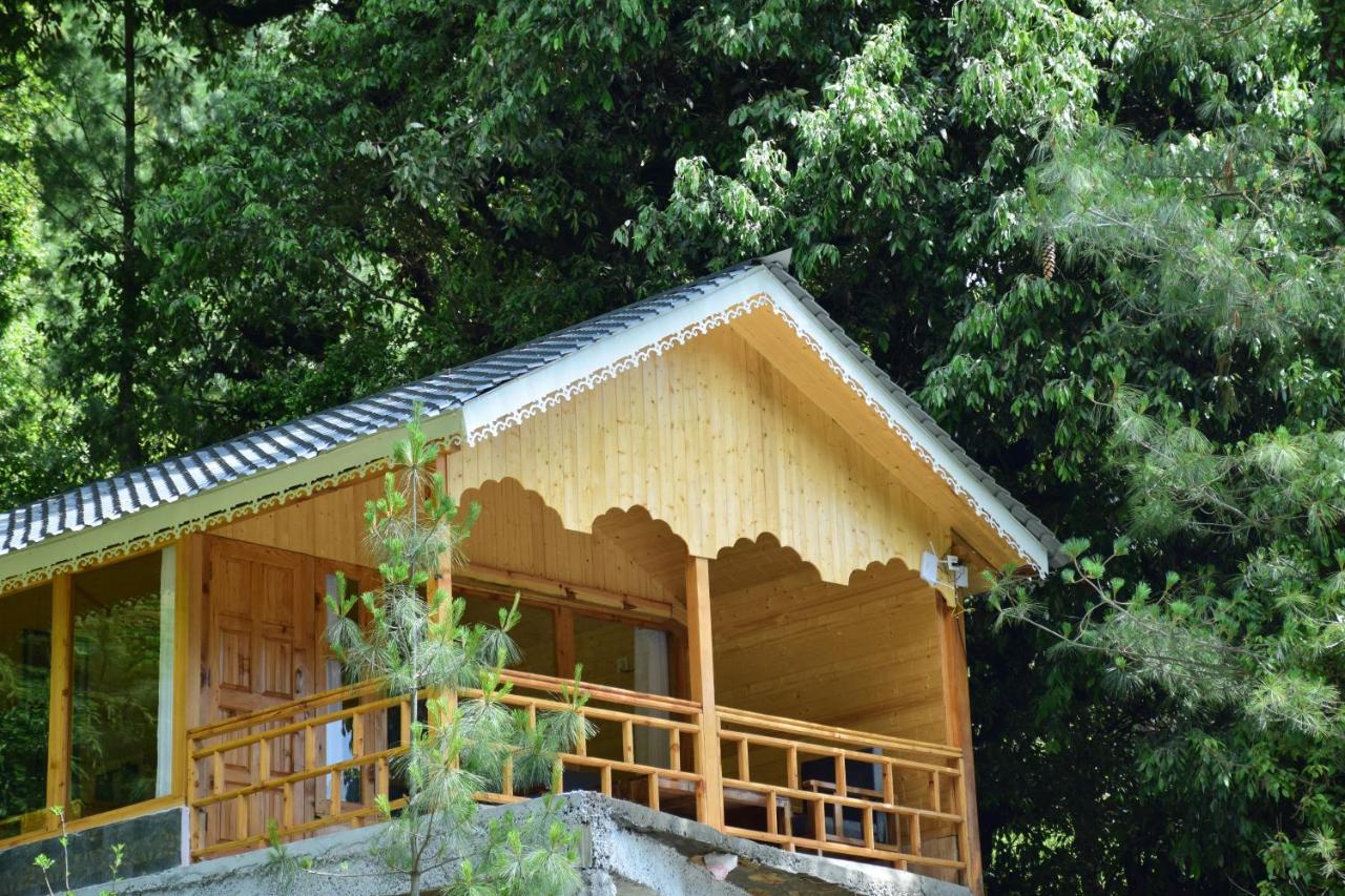 Tree House Latos Tandi Hotel Jibhi Exterior foto